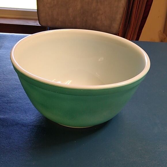 Pyrex Ovenware #402 Blue #18 Bowl 1 1/2 quarts Cottagecore Grandmacore - Picture 2 of 11